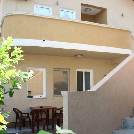 Apartments Emerald Ulcinj Luaran gambar