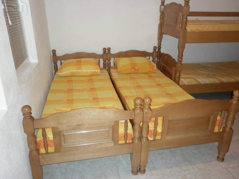 Apartments Emerald Ulcinj Luaran gambar