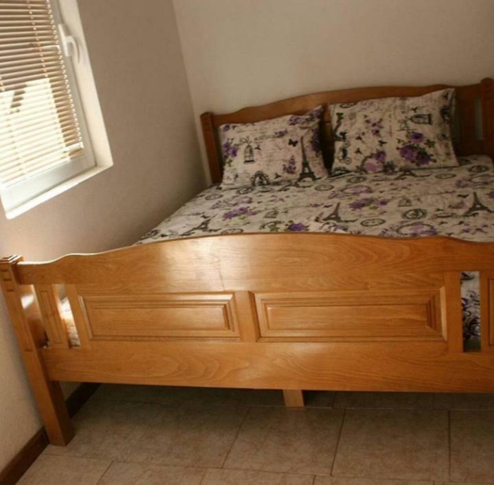 Apartments Emerald Ulcinj Luaran gambar