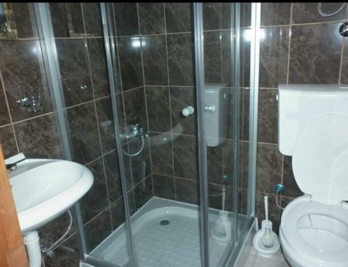 Apartments Emerald Ulcinj Luaran gambar