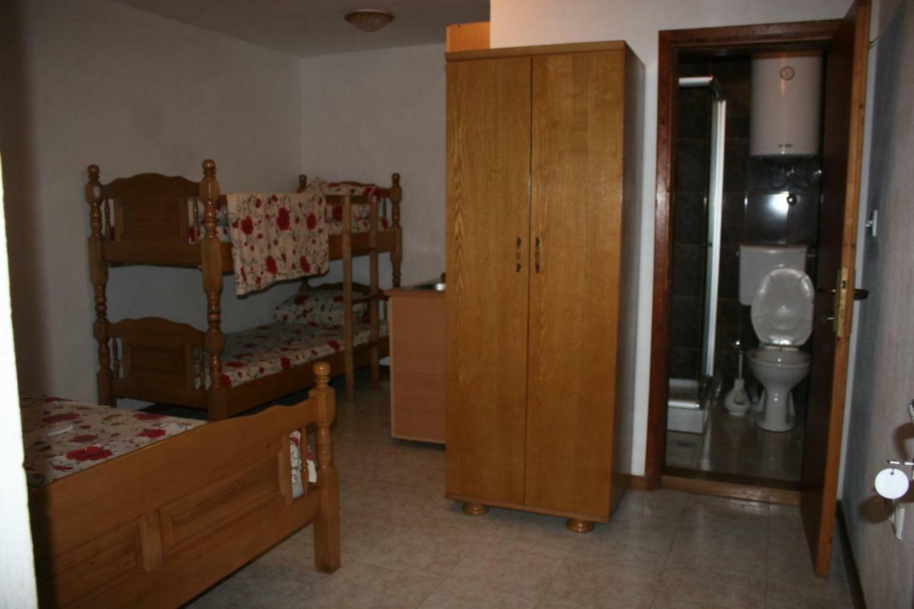 Apartments Emerald Ulcinj Luaran gambar